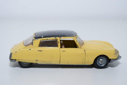 POLITOYS EXPORT 545 CITROEN DS 21 YELLOW EXCELLENT CONDITION - Picture 3 of 7