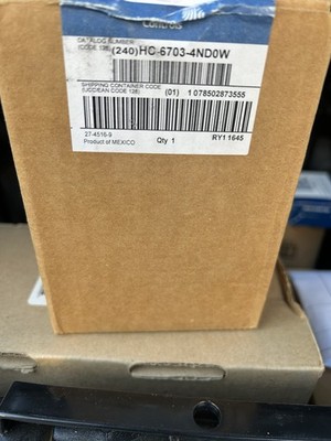 Johnson Controls Humidity Controller (240) HC-6703-4ND0W UNOPENED BOX