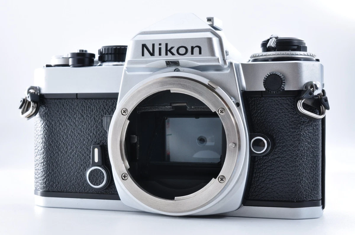 Used Nikon FE2 35mm Film Camera w/ 35-70mm F/3.3-4.5 AI-s Zoom Lens