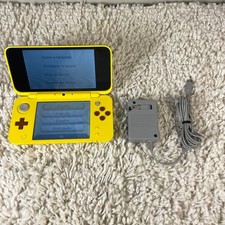 Nintendo 2DS XL Pikachu Pokemon Edition Handh...
