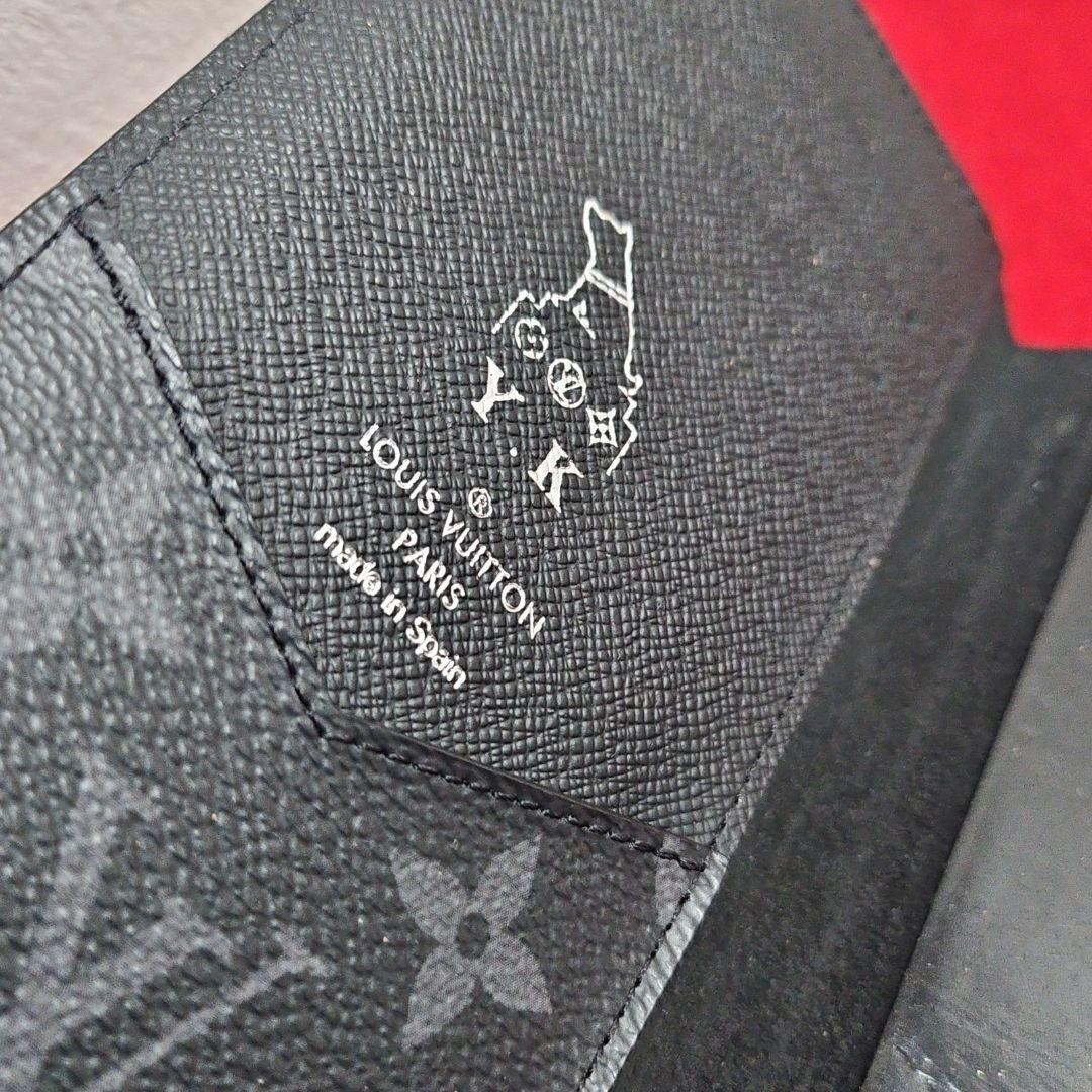 Louis Vuitton iPhone Case Monogram Eclipse PVC - image 8