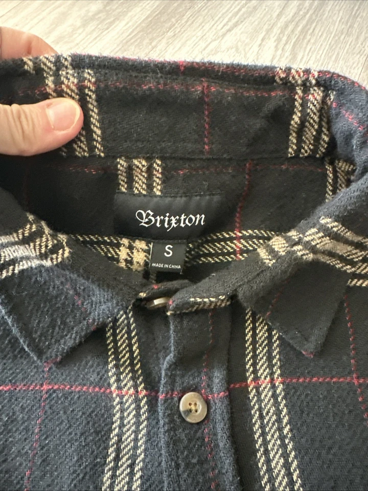 Camisa de franela de manga larga Brixton para hombre con botones, cuadros, pequeña Foto 3 de 4