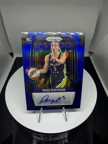 2025 Panini Prizm-  Paige Bueckers RC Auto 21/75