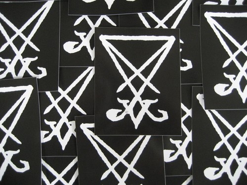 5x4" Sigil of Lucifer Vinyl Sticker Pentagram Baphomet Leviathan Cross Inverted - Picture 6 of 6