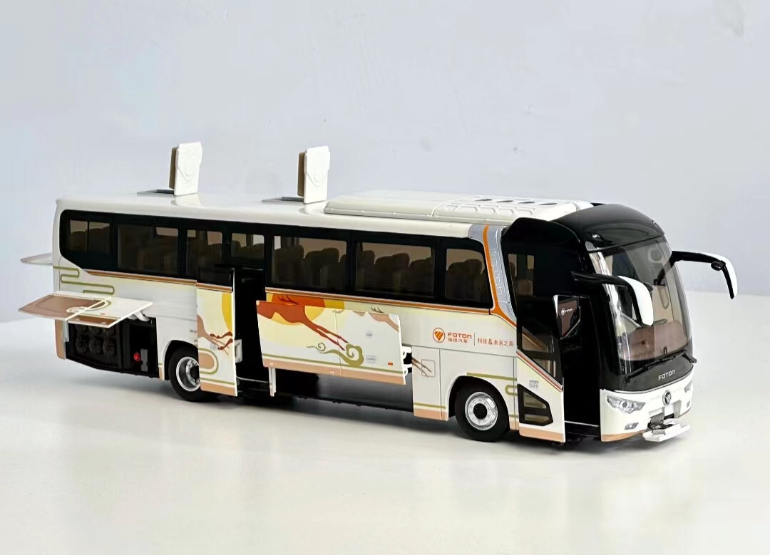 1/36 China Foton BJ6122 bus Dealer diecast model No scania Volvo