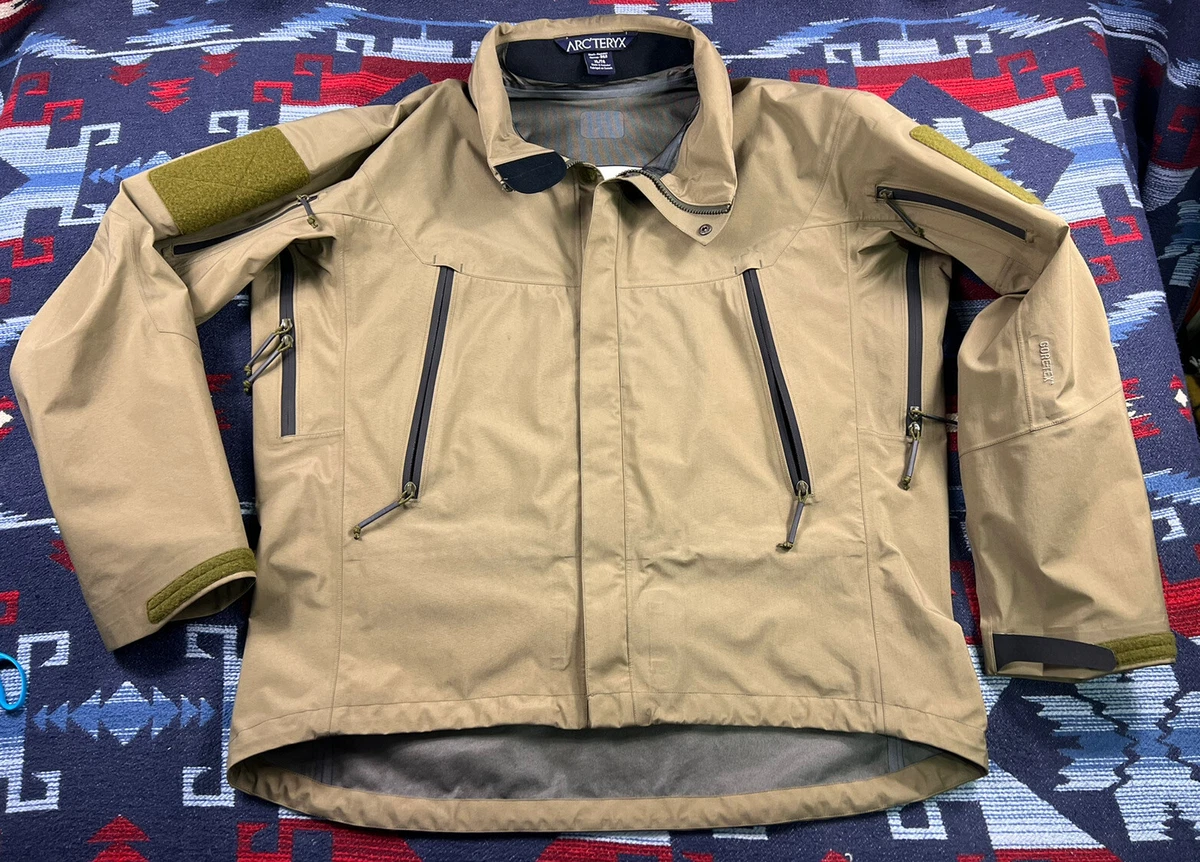 Arc'teryx LEAF Alpha Jacket Vtg 2012 Crocodile Gore-Tex Ranger military RARE XL