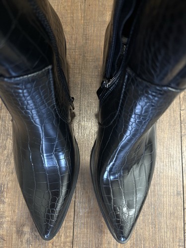 Black Western Croc Embossed Pointed Toe Cowboy Boots for Women - SIZE 38 - Picture 2 of 5