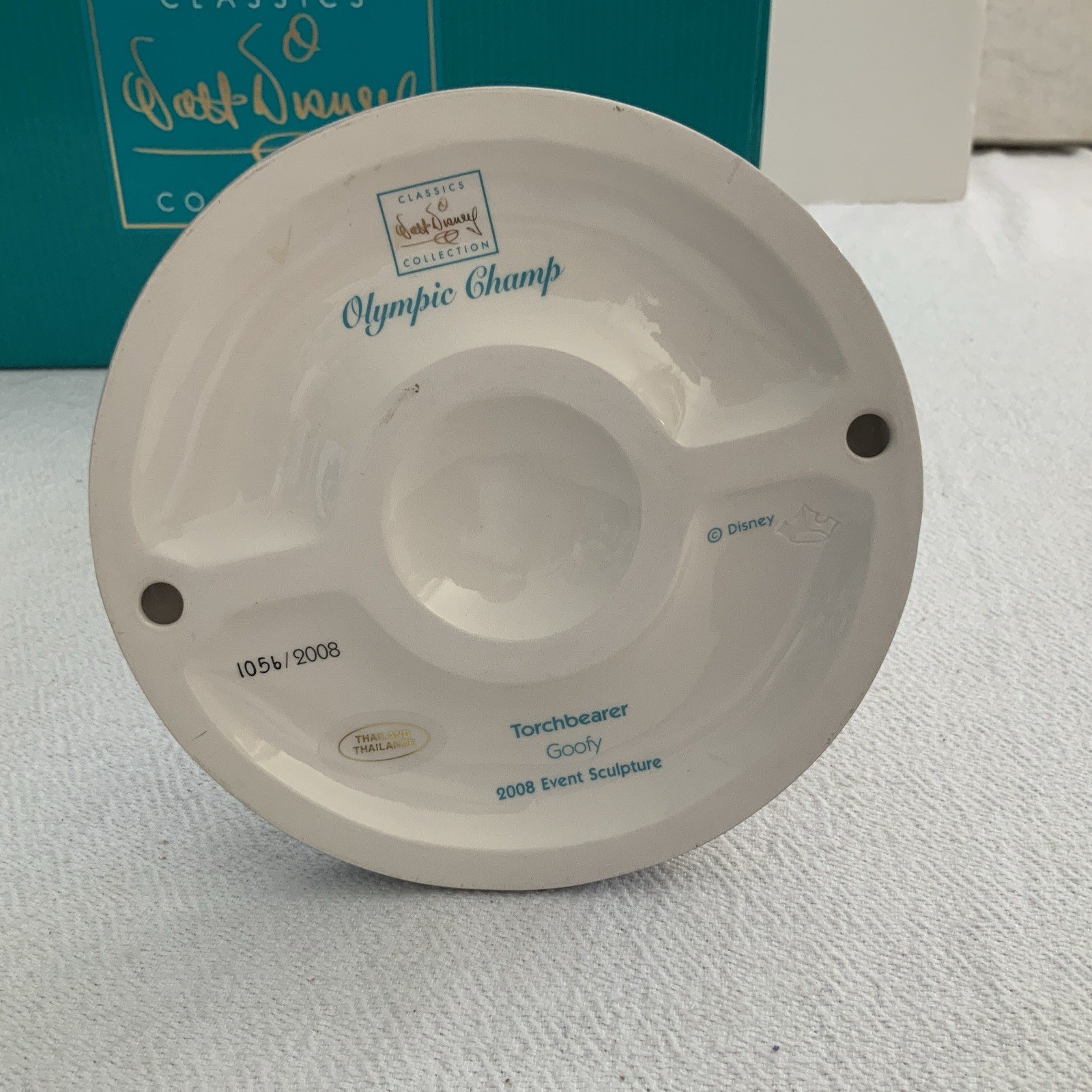 WDCC Olympic Champ’s Goofy “Torchbearer” N.L.E.