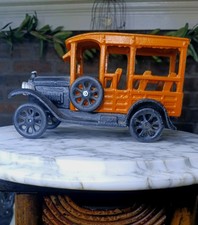 VINTAGE CAST IRON MODEL T WOODY FORD SEDAN BUS TAXI CAR TOY RARE TYPE  db