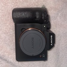 Sony Alpha a7R IV Mirrorless shutter account 20,927 comes in original box