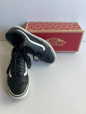 Vans Old Skool Sneakers, Black / White Leather, Men 9, Women 10.5