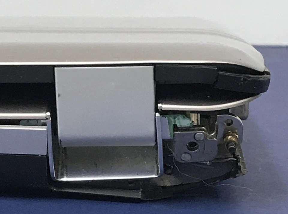 *Para piezas* PORTATIL HP PAVILION DV6 AMD PHENOM 2 P860 4GB Ram Sin disco duro sin acordes pwr Foto 4 de 4