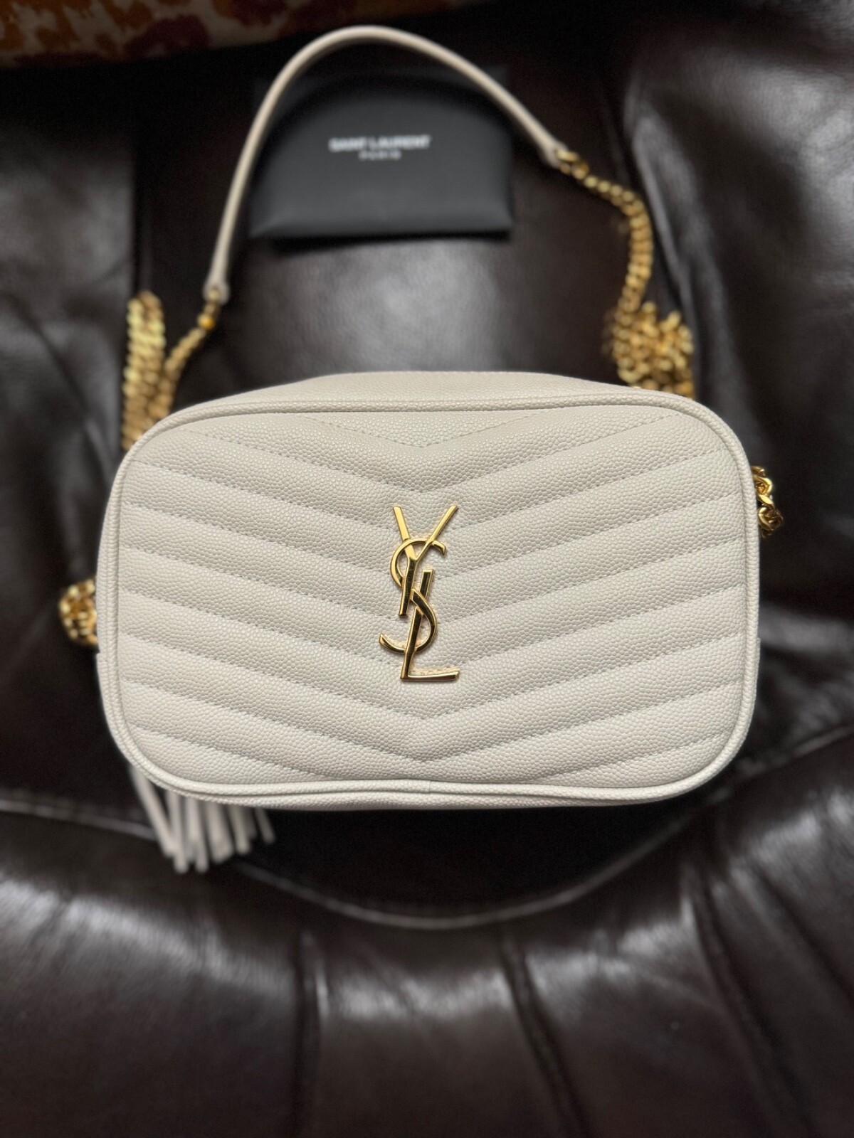 Saint Laurent Lou Mini borsa per fotocamera in pelle trapuntata da donna nera