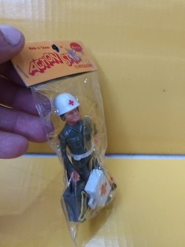 Rare Vintage 70s MEDICAL SOLDIER Action Star Airfix Donovan Complete Taiwan - Picture 6 of 7