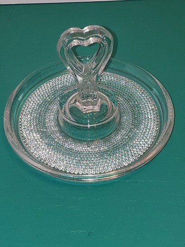 VTG L E Smith Hobnail Clear Glass Heart Handle Candy Nuts Tidbits Trinket Dish
