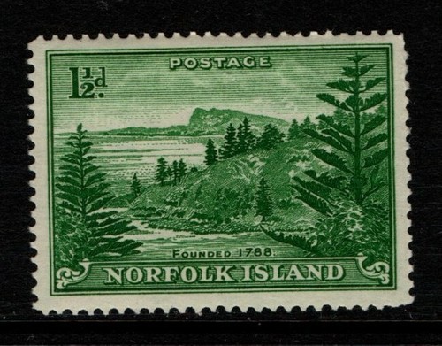 Norfolk Island 1947 1½d Ball Bay cream paper SG3 MNH see note