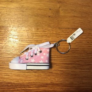 pink converse keychain
