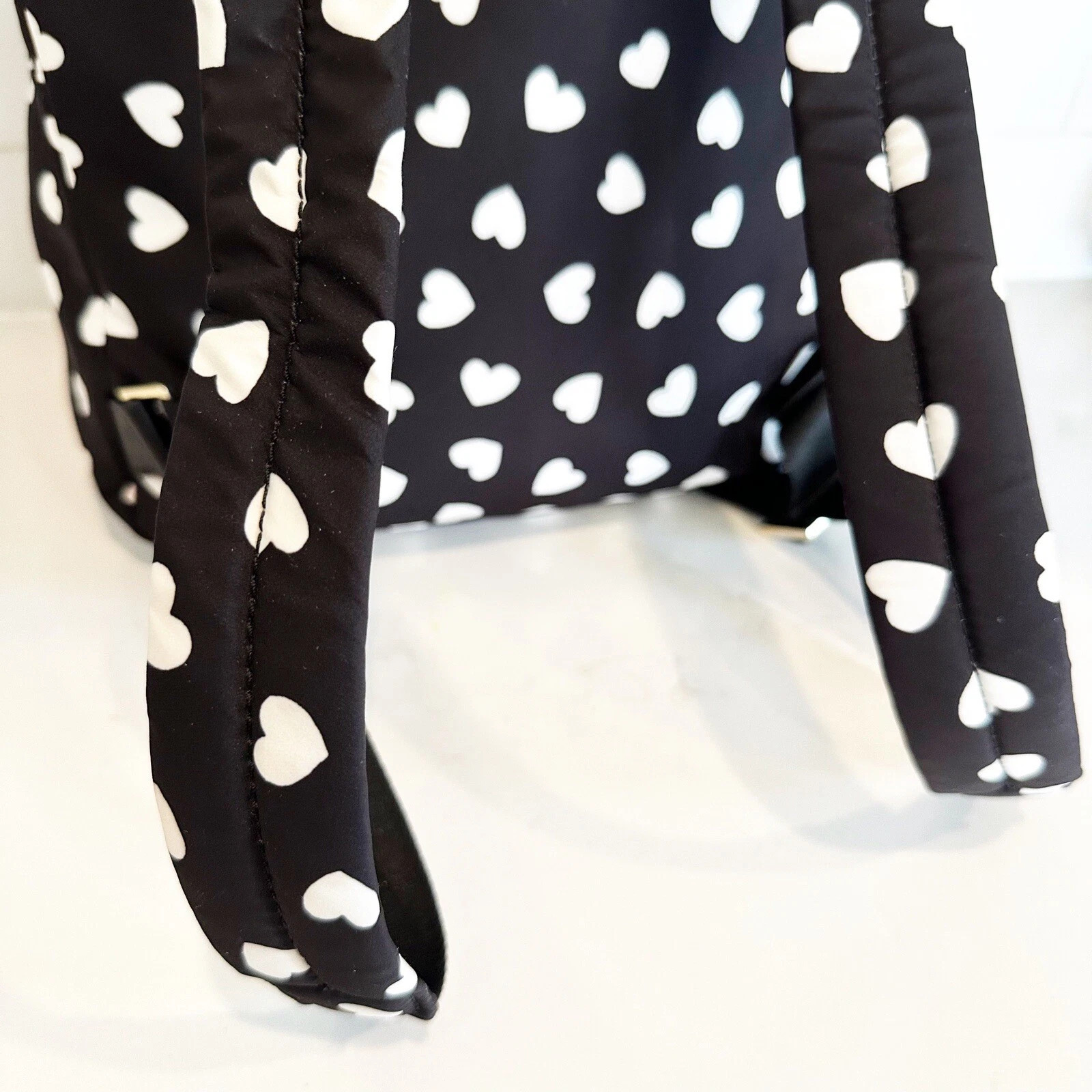 Kate Spade Watson Hearts Hartley Nylon Mini Zaino Borsa Borsa Nero e Bianco