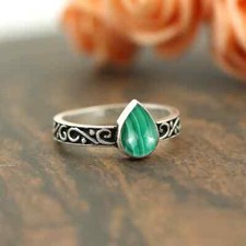 Pear Shape Green Malachite Crystal 925 Sterling Silver Hand Craftmanship Ring