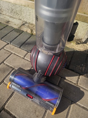 Dyson Ball Animal 2 UP24 Upright Vacuum Cleaner Corded 700W Bagless Lightweight - Picture 4 of 9