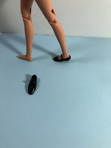 Barbie Doll Flat Footed Mary Jane  Dolls Shoes Low Block Heel Strap Design Black - Picture 3 of 4