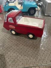 TONKA VINTAGE 1070'S RED PICK UP TRUCK 4 1/2 Inches Long
