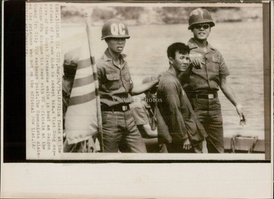 1973 Quang Tri City Viet Cong Boat Communists Pow Wirephoto Historic Press 8x10