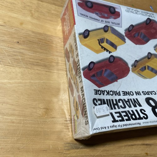LINDBERG SUPER 8 STREET MACHINES - 8 PLASTIC SNAP TOGETHER KITS. - Picture 6 of 6