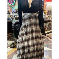 Vintage Plaid Full Skirt  Brown  Cream Wool Blend  High Waist Midi  1970s