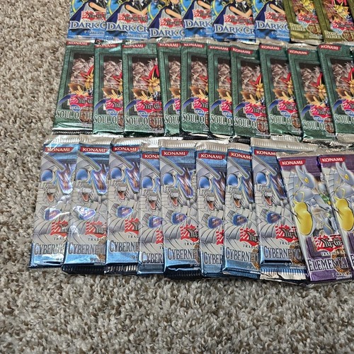 YUGIOH! Lot of 82 Oldschool Empty Pack Wrappers LOB IOC PGD LOD PSV DB1 DB2 TLM - Picture 8 of 10