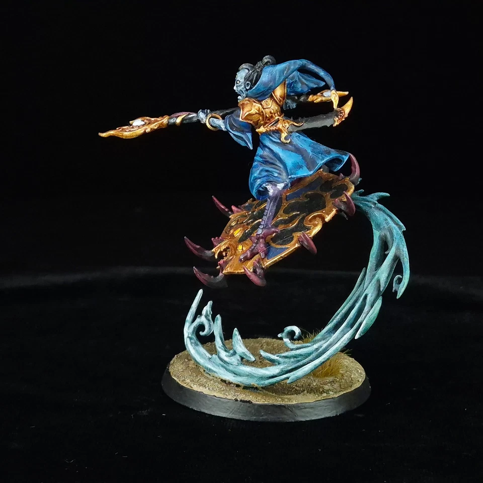 Magister on Disc of Tzeentch Painted Chaos Daemons Warhammer Age of Sigmar - Image 3 of 4