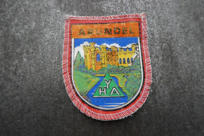 Arundel Youth Hostel YHA Cloth Patch Badge (L73S)