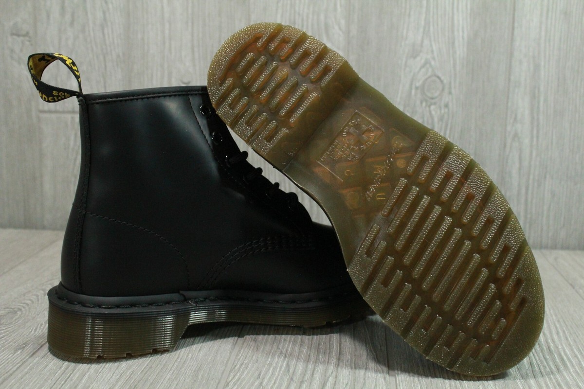 65 Rare DR. MARTENS 101 Black Smooth Leather Chelsea Boots Shoes Men 7 Lady 8 Dr. Martens 101 Smooth Leather Ankle Boots 6-Eye Mens Shoe  main image 2