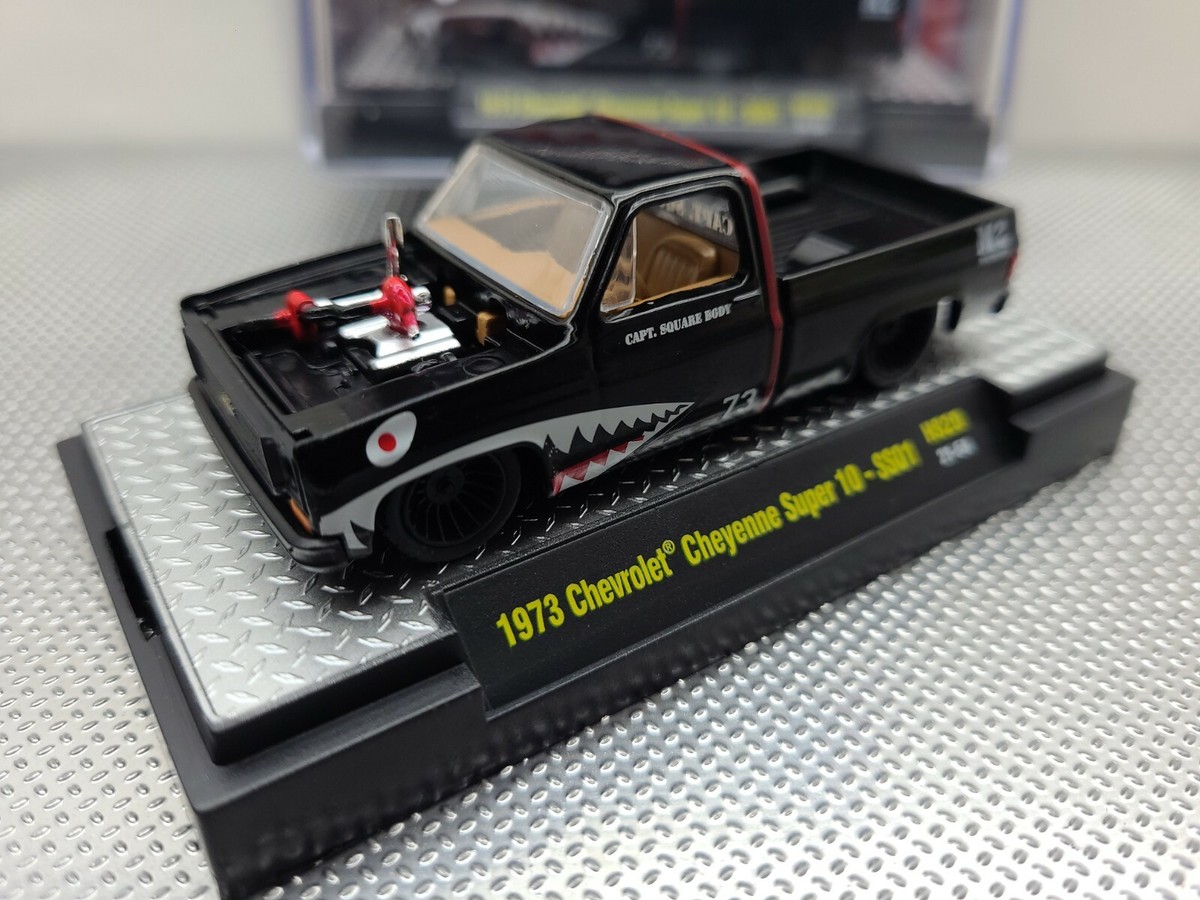 SF・ファンタジー・ホラー M2 Machines 1/64 CAPT SQUARE BODY 1973 M2 Machines 1973 Chevrolet Cheyenne Super 10-SS01 CAPT