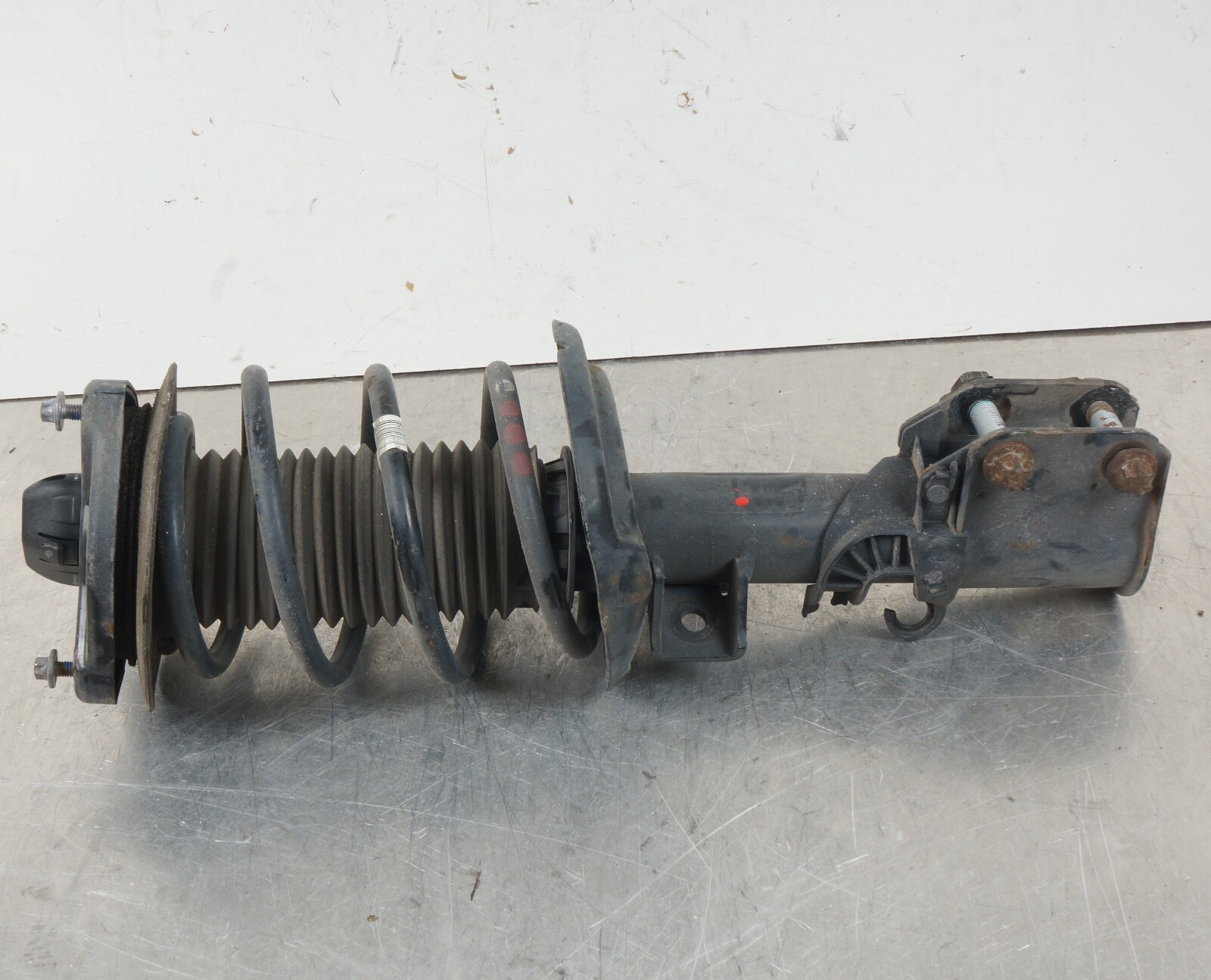 08-14 Mercedes W204 C300 C350 4Matic Front Right or Left Side Shock Strut OEM