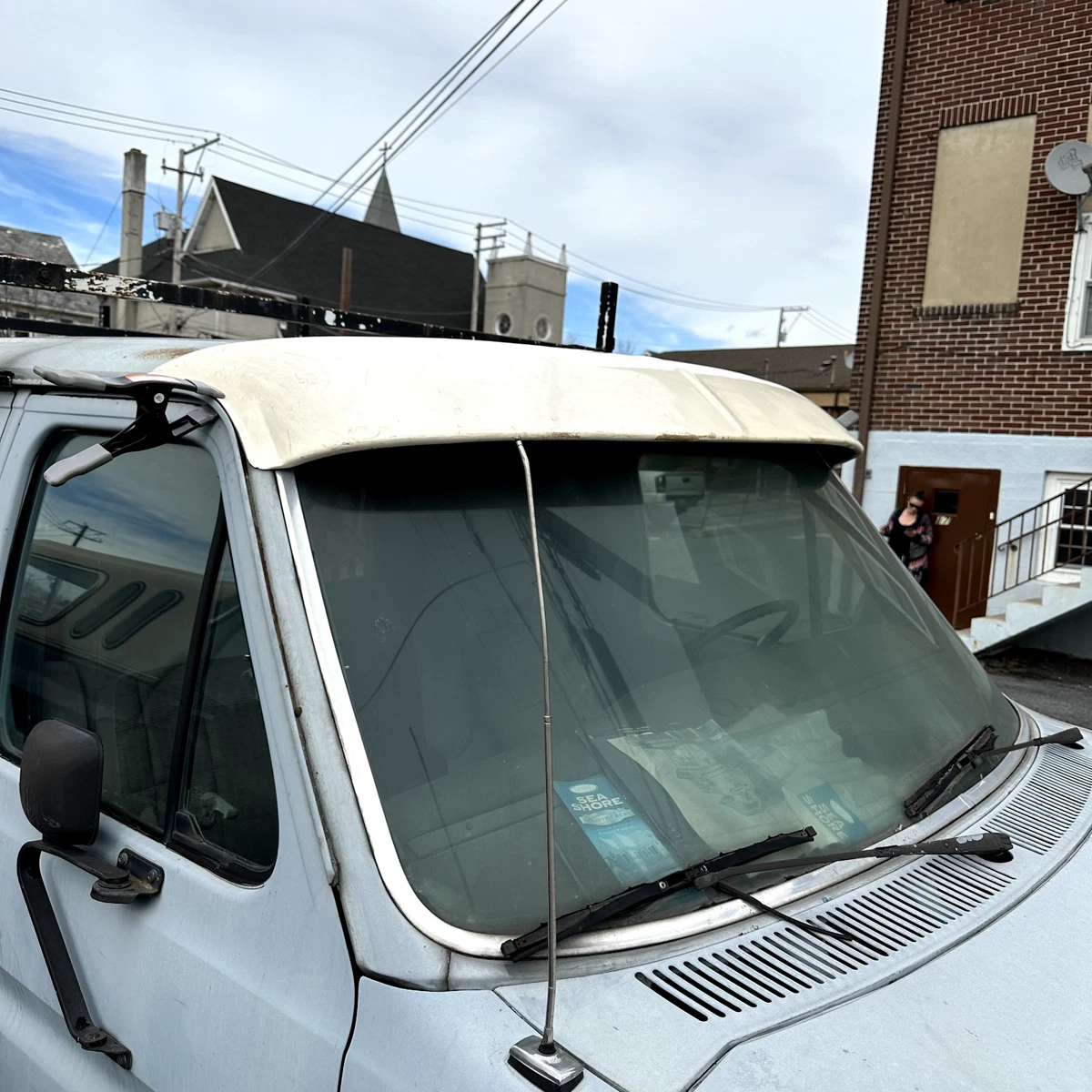 Van windshield visor online