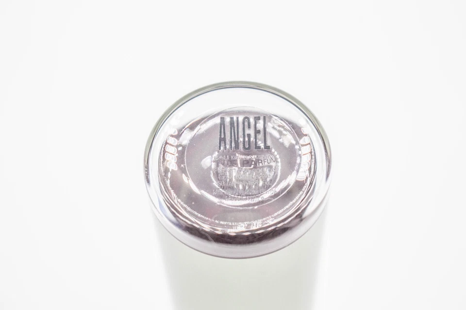 THIERRY MUGLER ANGEL PARA MUJER 1,7 OZ / 50 ML BOTELLA DE RECARGA EAU DE PARFUM Foto 2 de 2