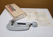 Vintage RIDGID 33025 No. 132 METAL PIPE TUBIN...
