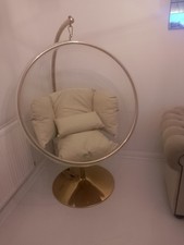 HANGING EGG BUBBLE CHAIR Good Condition SAVE £££
