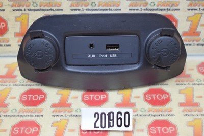 2010-2013 KIA SOUL AUDIO AUX USB INPUT W/POWER OUTLET TRIM BEZEL 96120-2K000 OEM