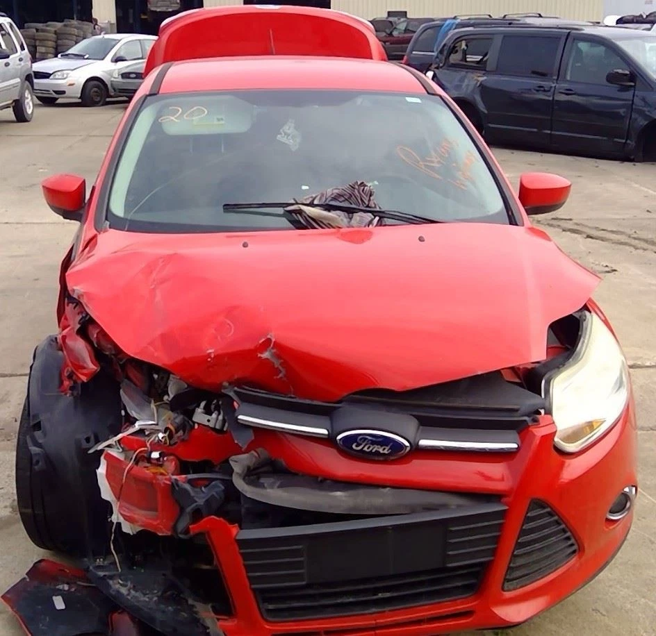 Ford Focus 2012 control de temperatura con controles manuales Foto 2 de 4