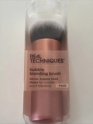 Cepillo de maquillaje mezclador de burbujas Real Techniques, cepillo base multiusos - Imagen 1 de 4