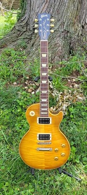 1995 Gibson Les Paul Classic Premium Plus Honey Burst w/ Hard Case