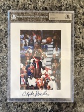 Clyde Drexler Rookie Cards and Memorabilia Guide 4