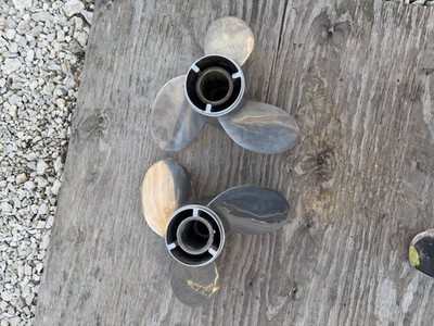 Mercury  Stainless Steel Mirage Standard and Counter Rotation Props 3 Blade 19 P