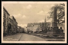 Bunzlau, Straßenpartie am Kutusow-Denkmal, Ansichtskarte 