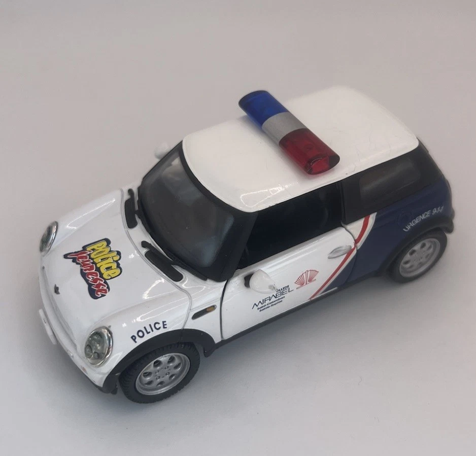 Corgi Nine Double Nine BMW Mini Cooper Royal Canadian Police Car CC86517 Boxed - image 3 of 4