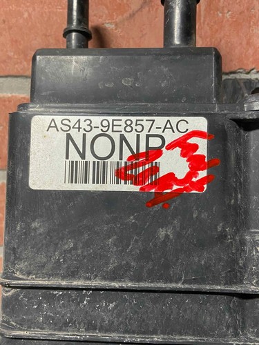 Ford Focus St 13-14 Charcoal Fuel Evap Vapor Canister Filter As43-9E857-Ac - Picture 2 of 7