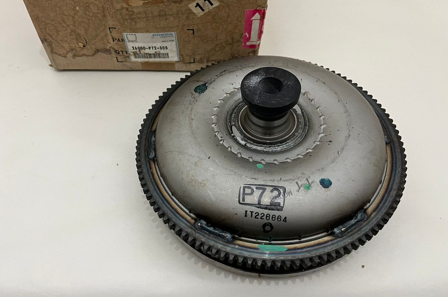 HONDA CRV 19972001 TORQUE CONVERTER 26000P72305 NEW OEM (A64)I