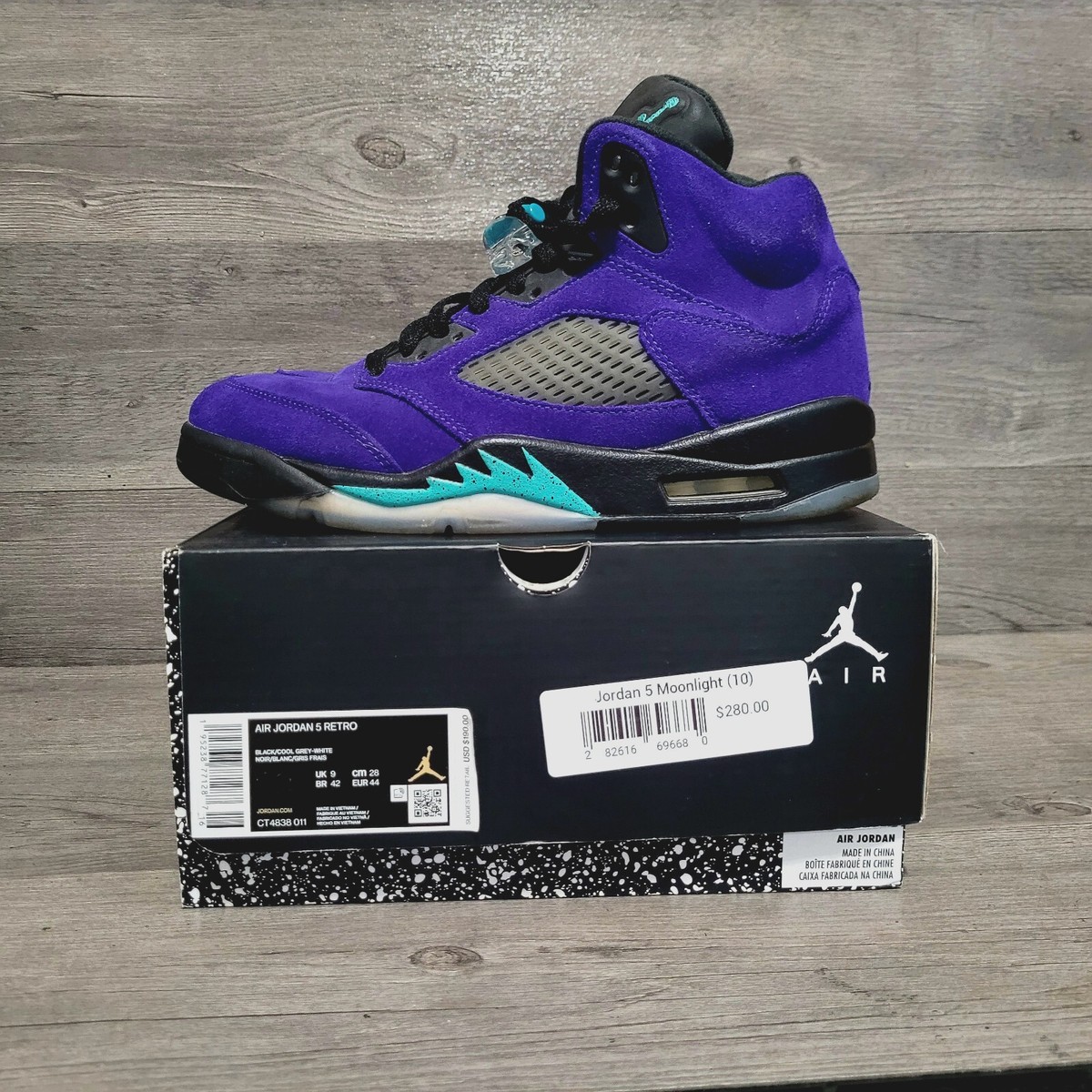 %Size 11.5 Nike Air Jordan 5 ‘Alternate Grape’ Men AJ8 Size 11 - Jordan 5 Retro Alternate Grape 2020 for sale  main image 4